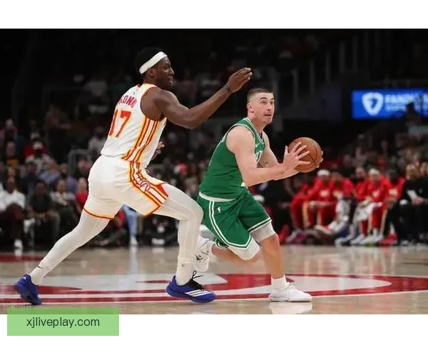 斯奈德达成常规赛500胜里程碑跻身现役主帅前六彰显执教实力